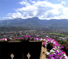 Vista panoramica su Merano e dintorni - Hotel Ristorante Waldschenke