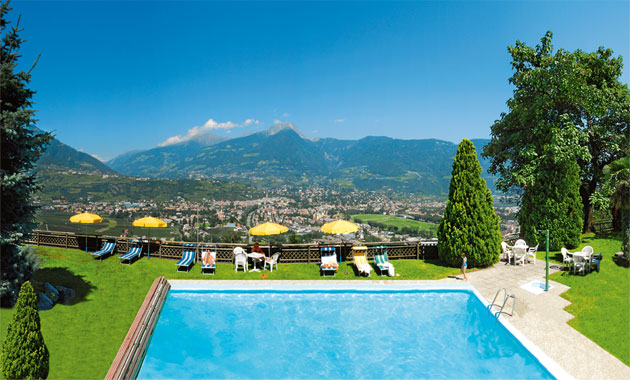 Vista panoramica su Merano e dintorni - Hotel Ristorante Waldschenke