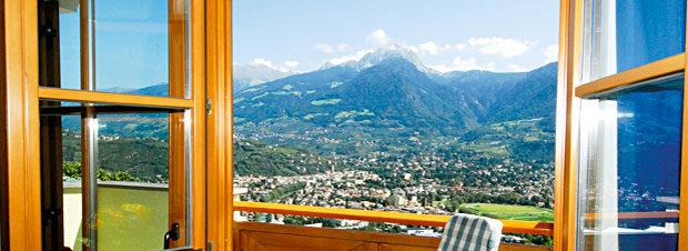 Vista panoramica su Merano e dintorni - Hotel Ristorante Waldschenke